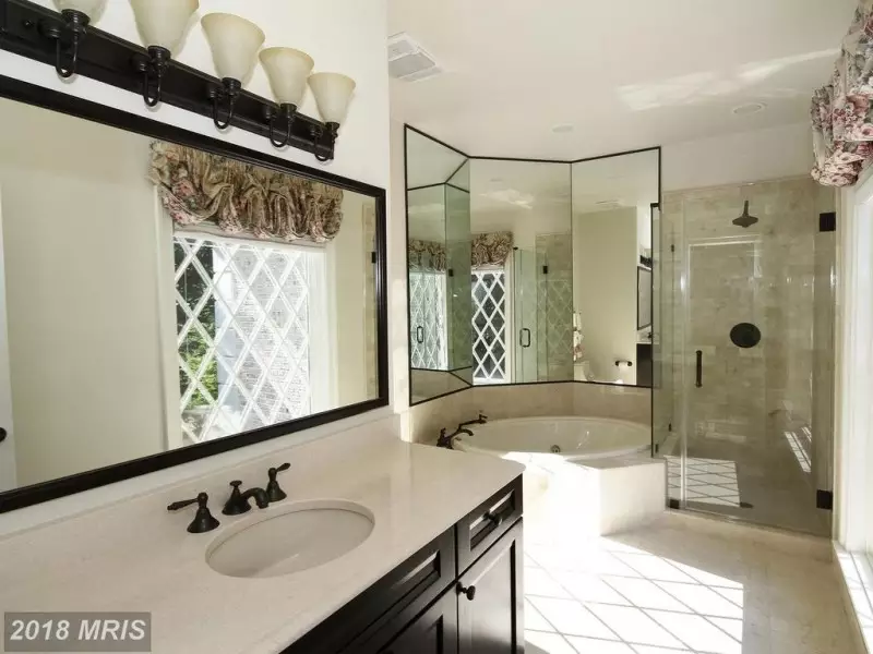 Bathroom Vanity