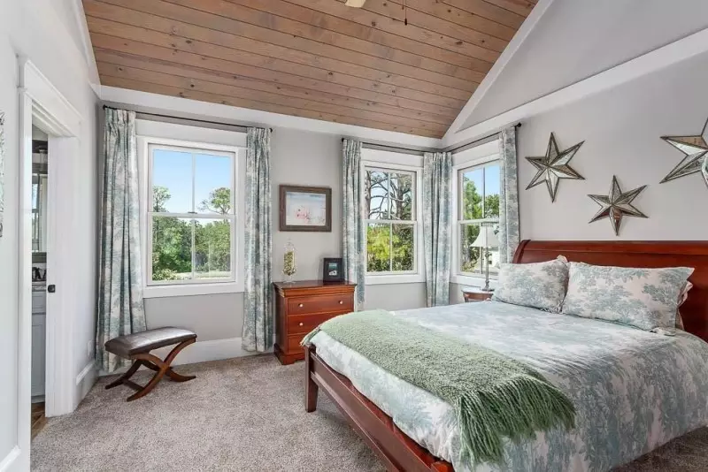 Bedroom Wall Decor Ideas