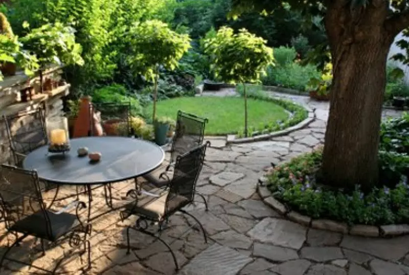 Small Yard Landscaping