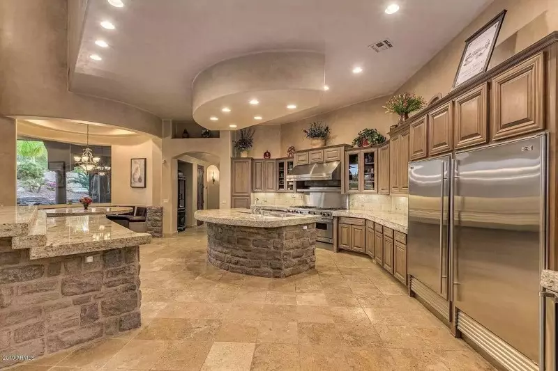 Stone Backsplash Pictures