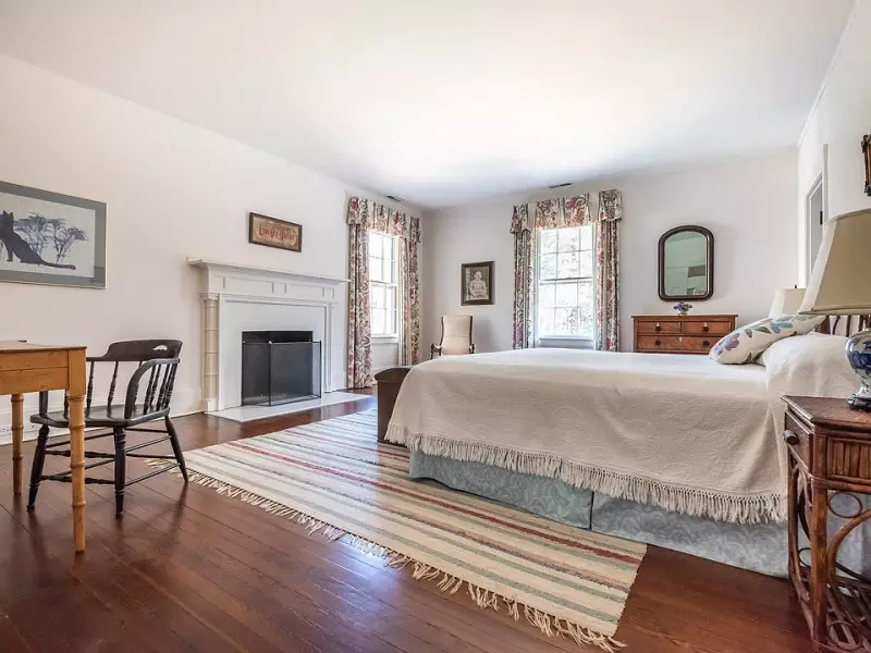 Country Cottage Decor