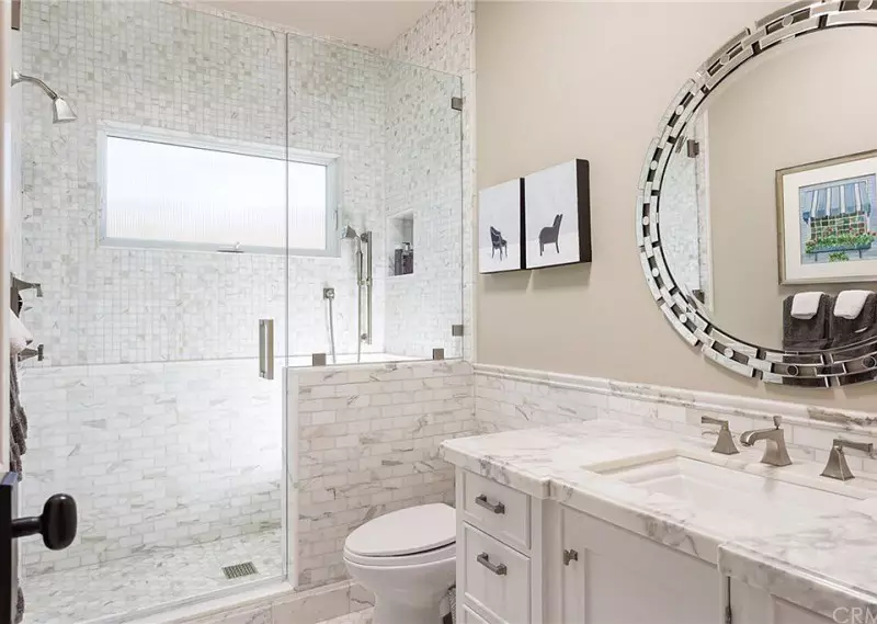 Bathroom Decor