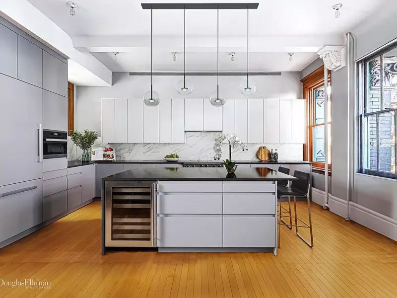 Light Gray Kitchen Cabinets