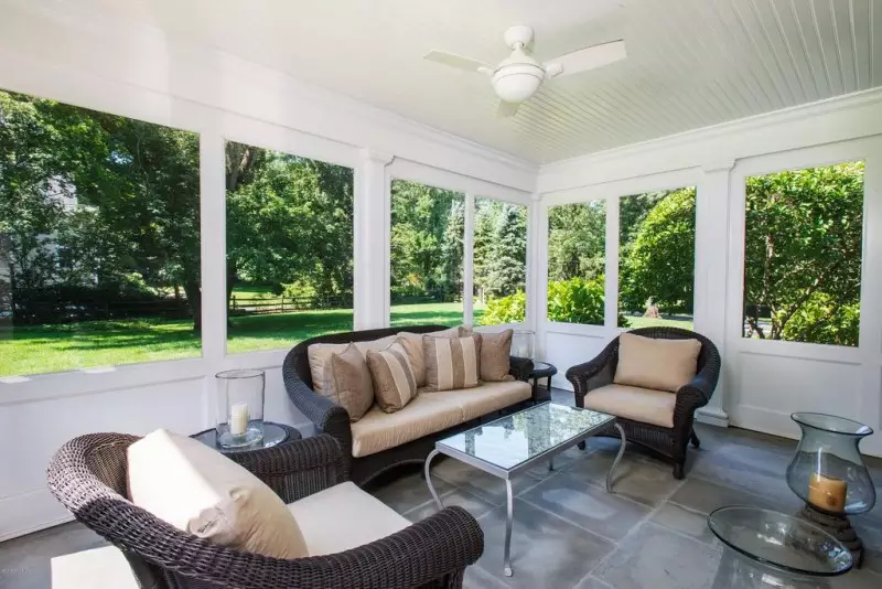 Screened In Porch