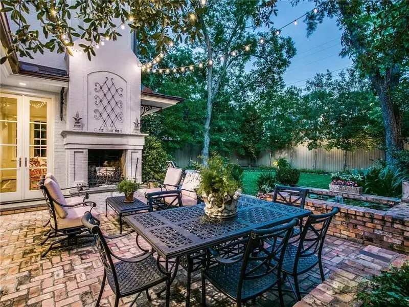 Small Patio Garden