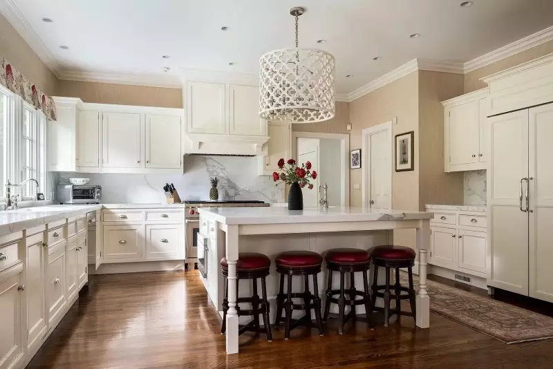 Best Paint for Cabinets