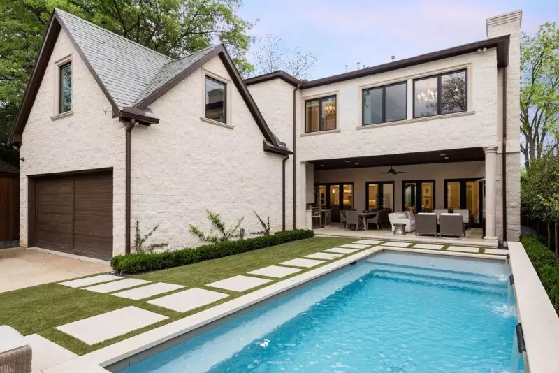 Swimming Pool Photos