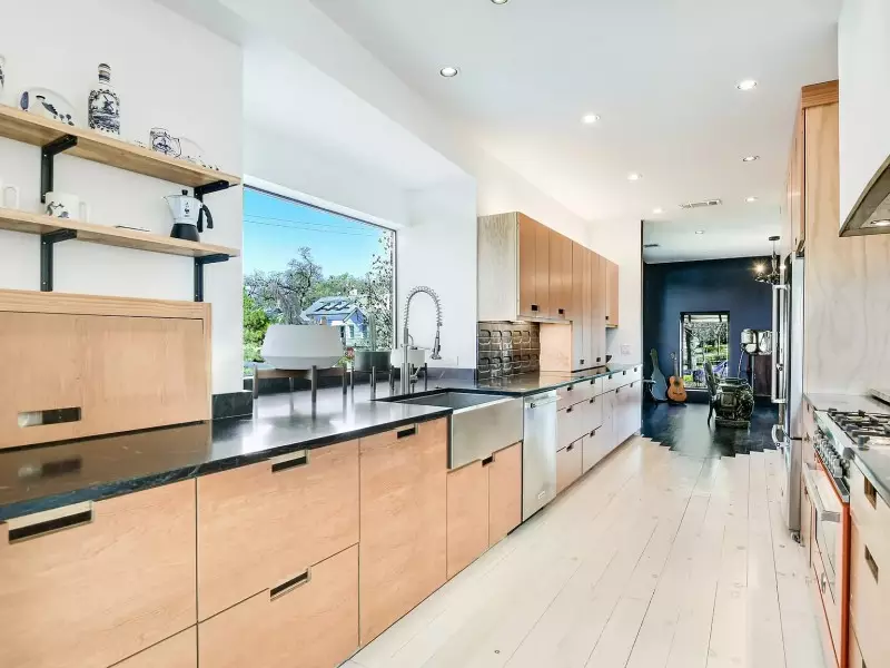 Modern Kitchen Design