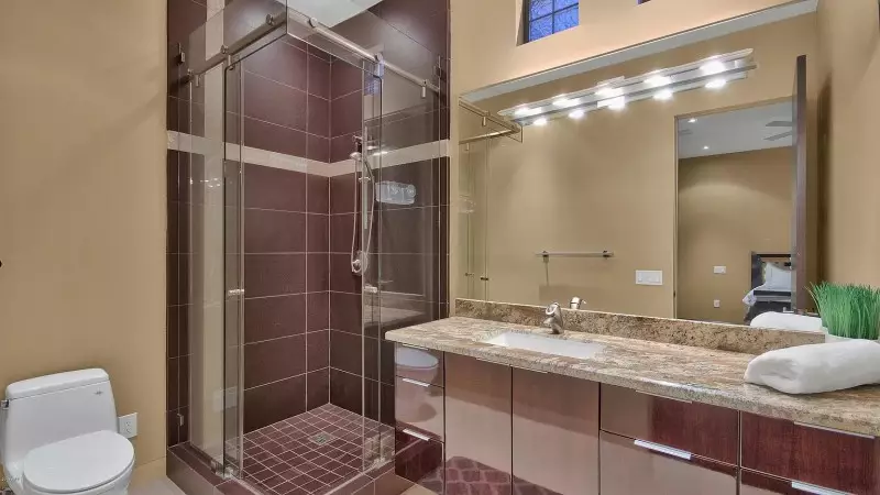 Small Bathroom Designs with Shower