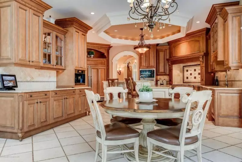 Contemporary Kitchen