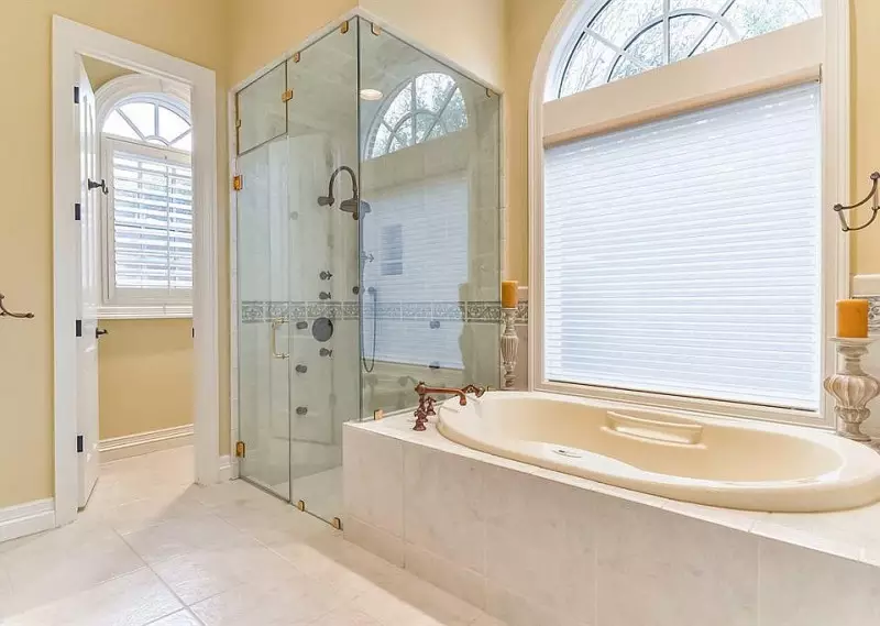 Contemporary Bathrooms