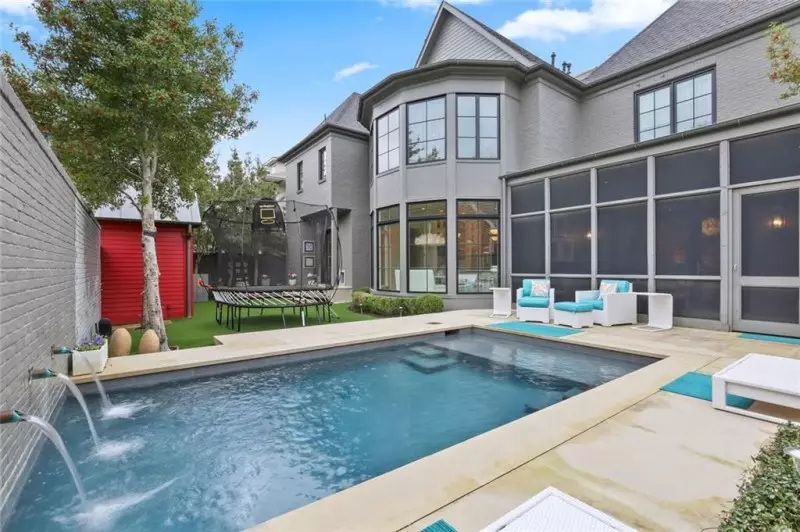 Small Backyard Pools