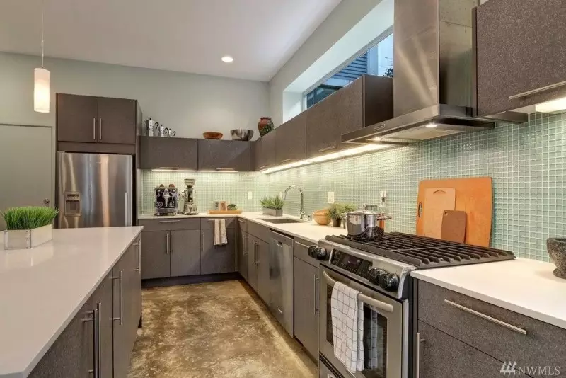 Small Kitchen Remodel