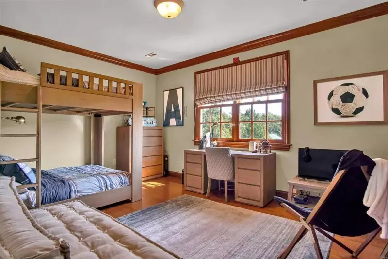 Boys Room