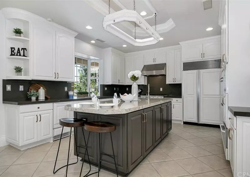 Painting Cabinets White