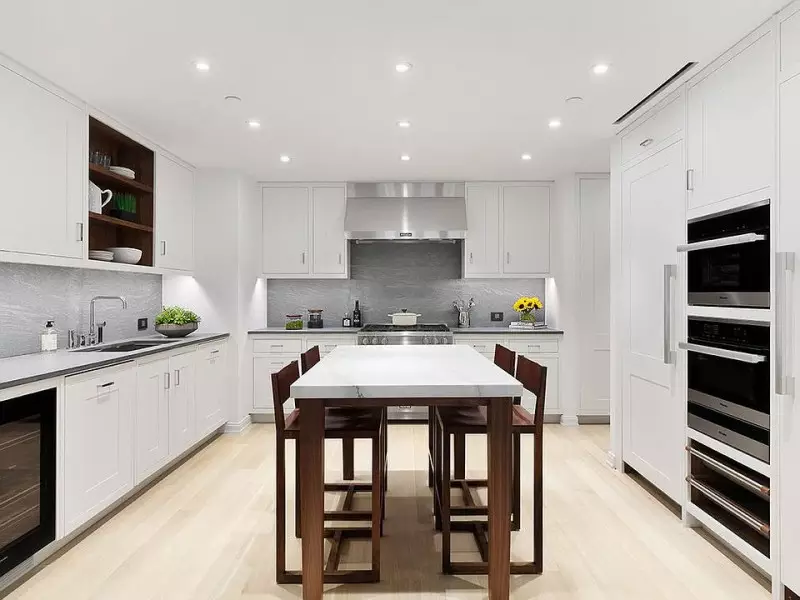 White Kitchen