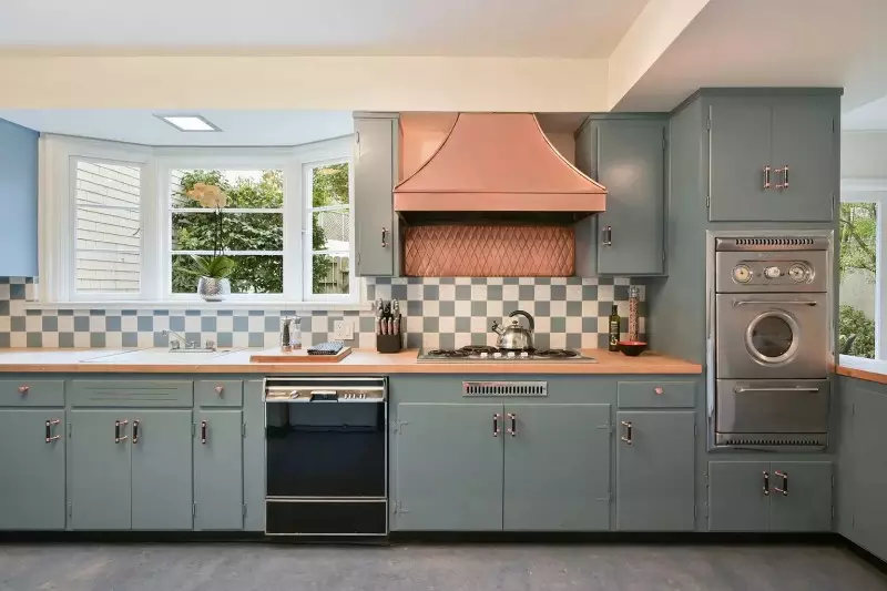 Kitchen Cabinets Pictures