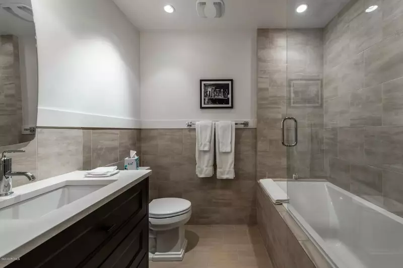 Small Bathroom Ideas
