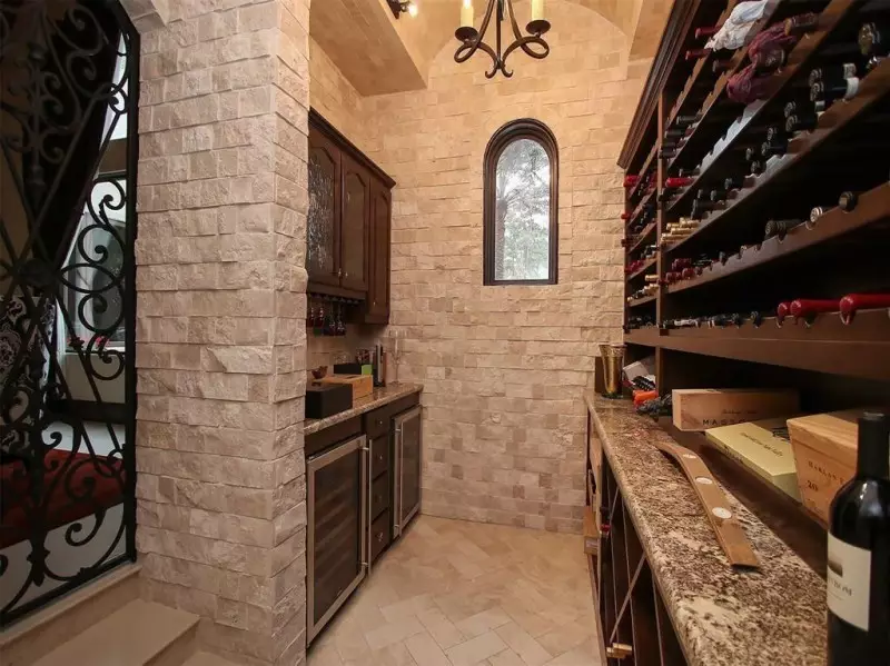 Custom Wine Cellar Design