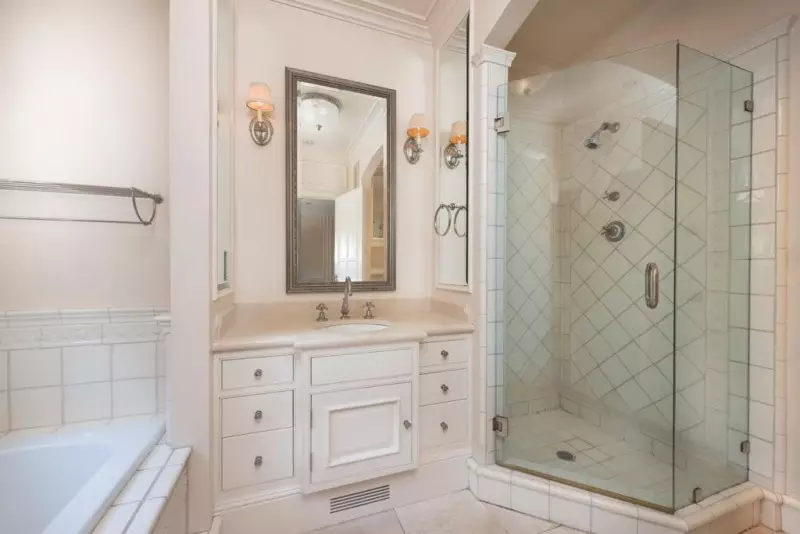 Small Bathroom Ideas