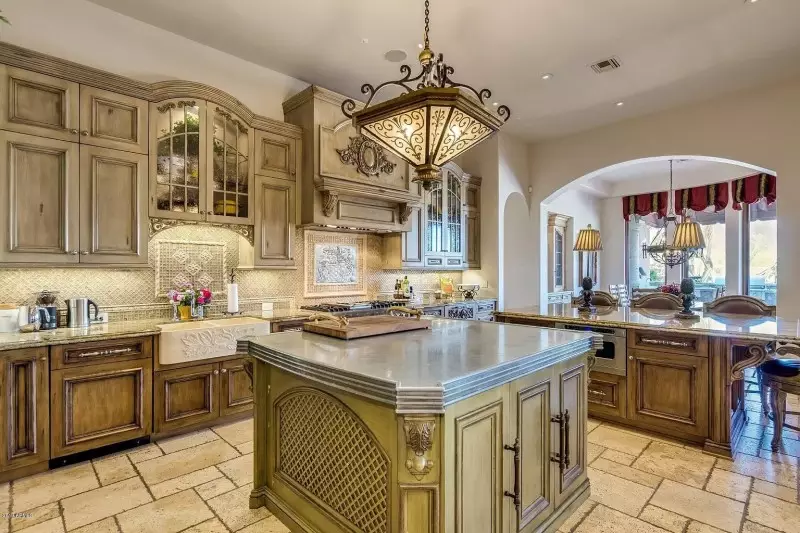 French Country Kitchen Decor