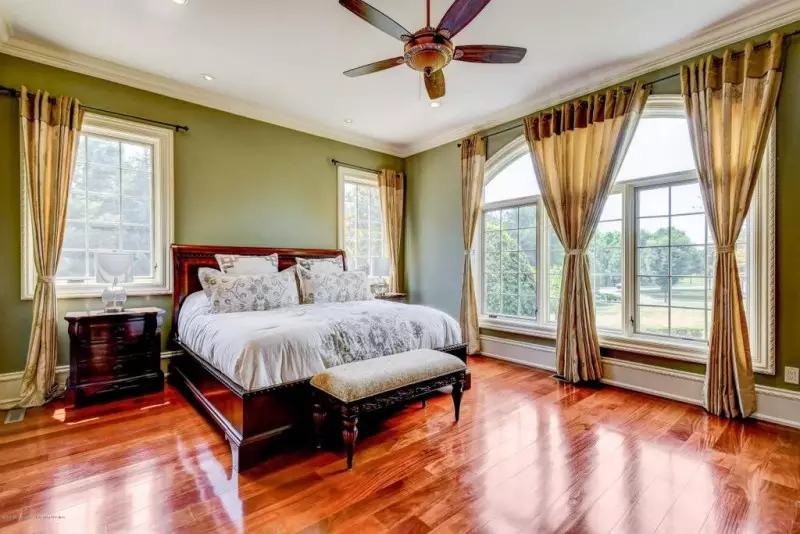 Small Master Bedrooms