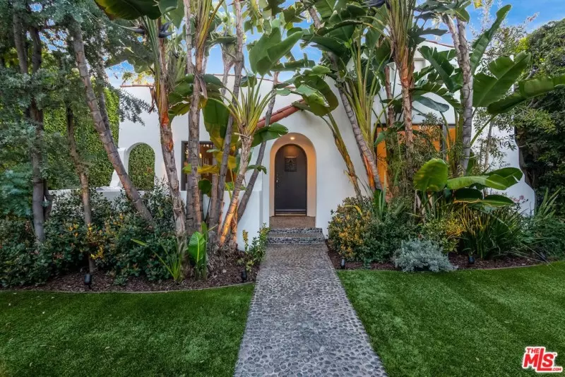 Small Yard Landscaping