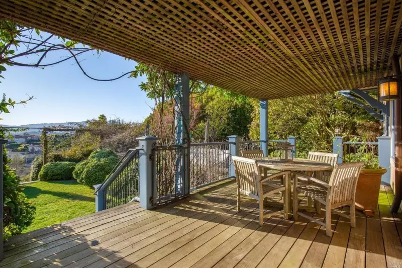Wood Deck Stain