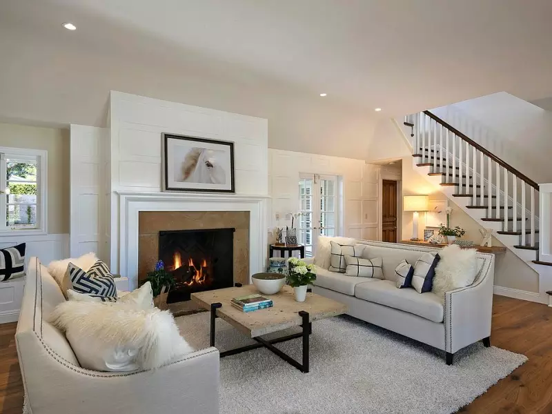 Living Room Decor