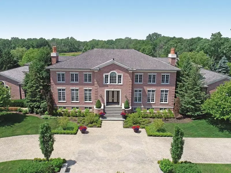 Best Small Trees for Front Yard