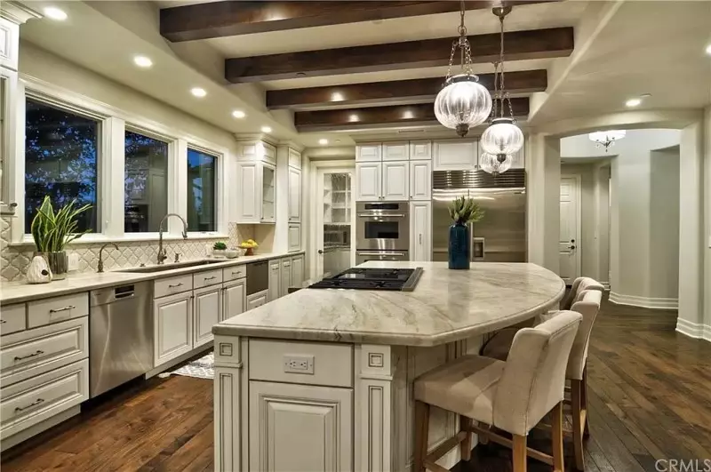 Kitchen Island Ideas for Small Kitchens