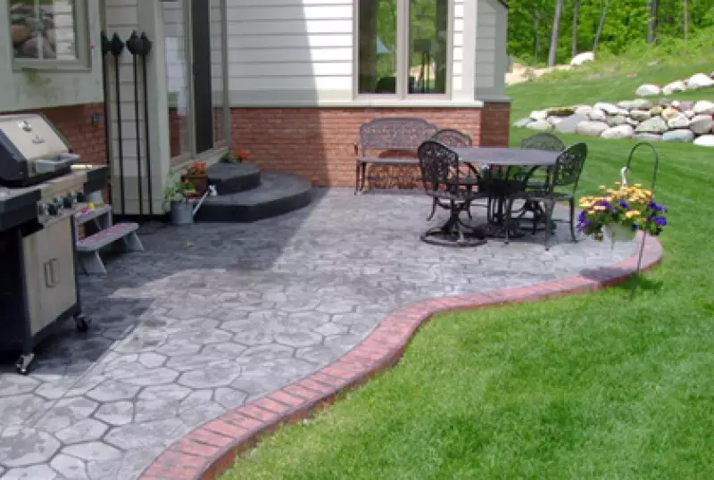 Outdoor Living Spaces