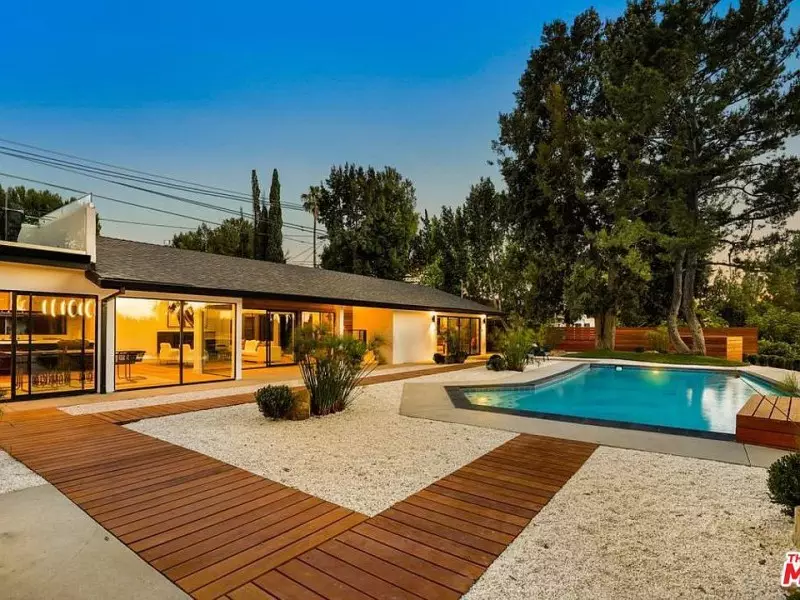 Backyard Patio Ideas
