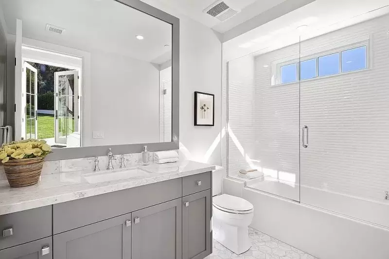 Small Bathroom Ideas