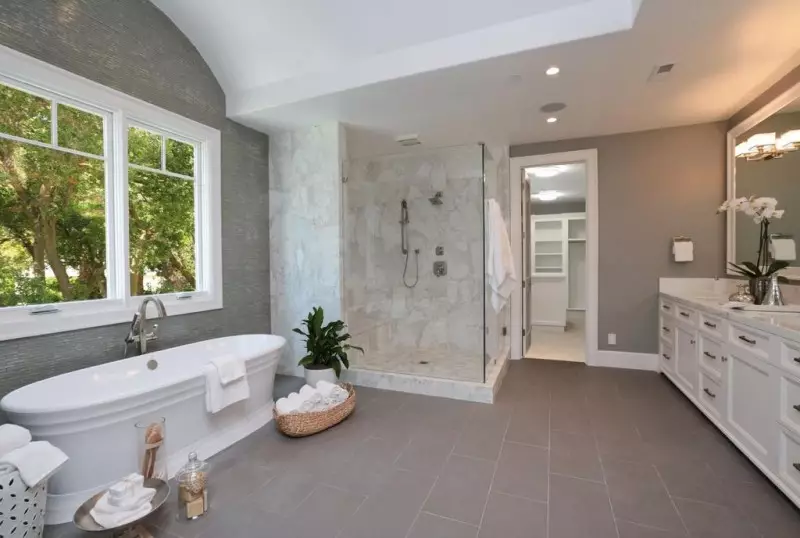 Wall Colors and Tile