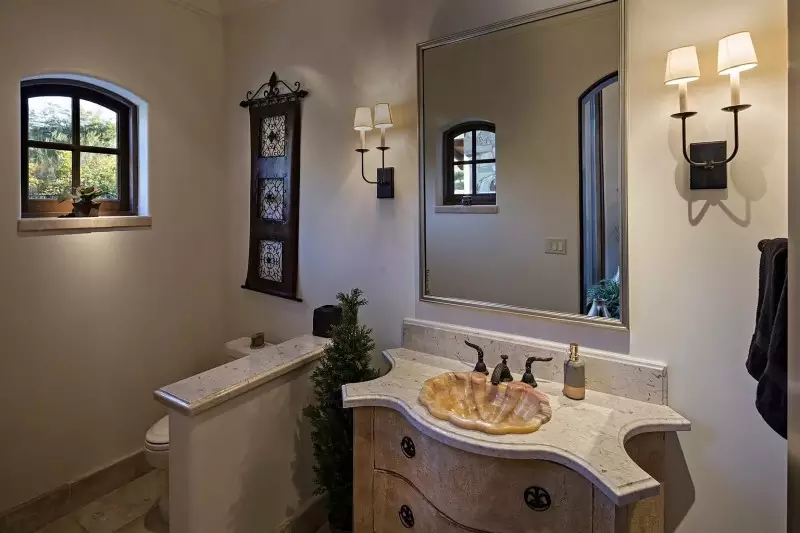 Bathroom Decor