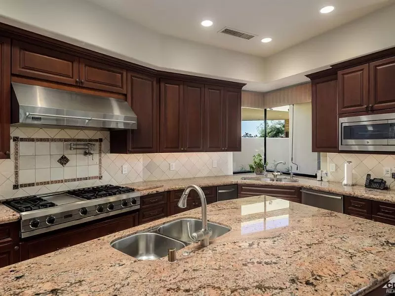 Kitchen Tiles Design