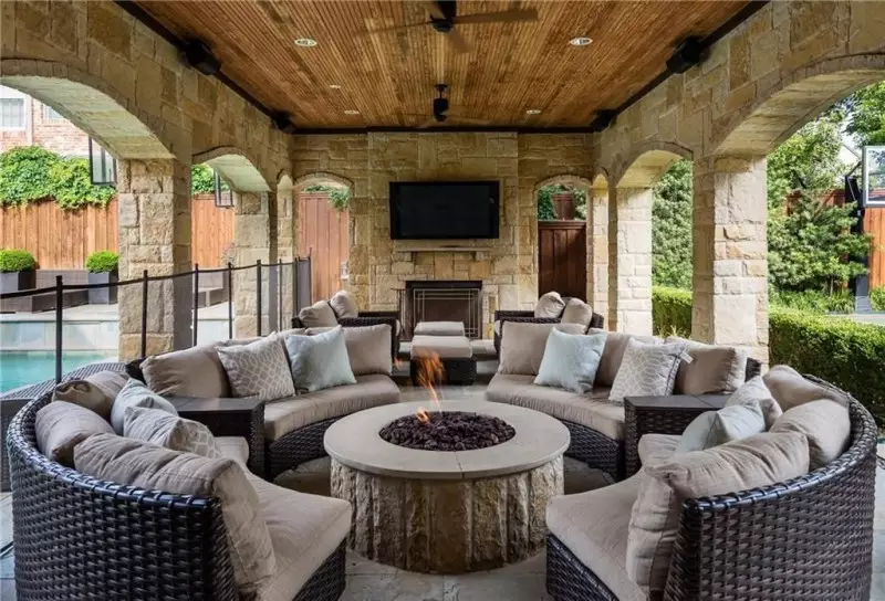 Outdoor Patio Heat