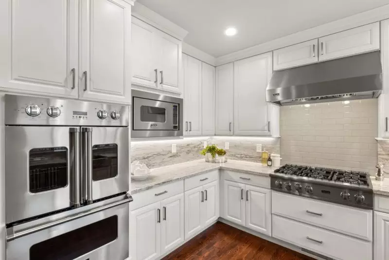 Glass Tile Backsplash