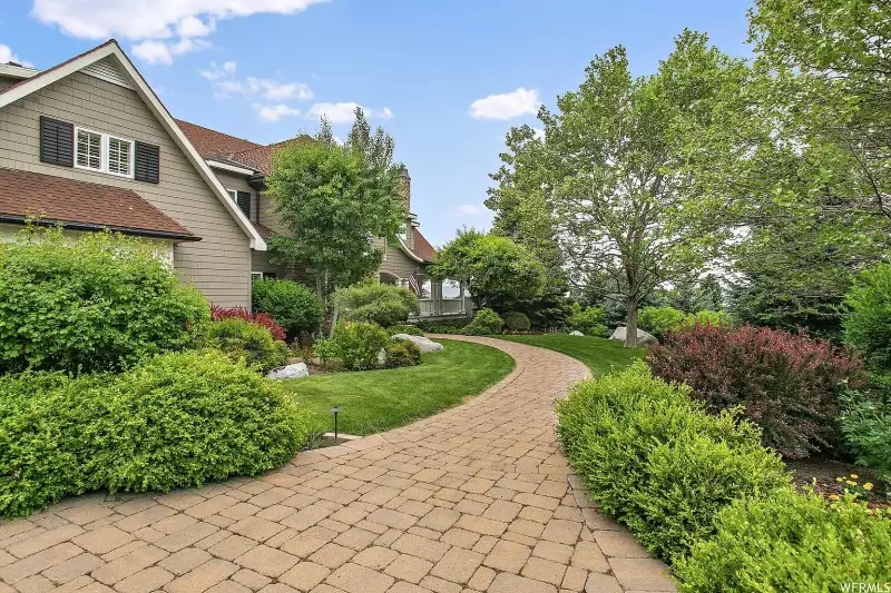 Front Yard Landscaping Ideas