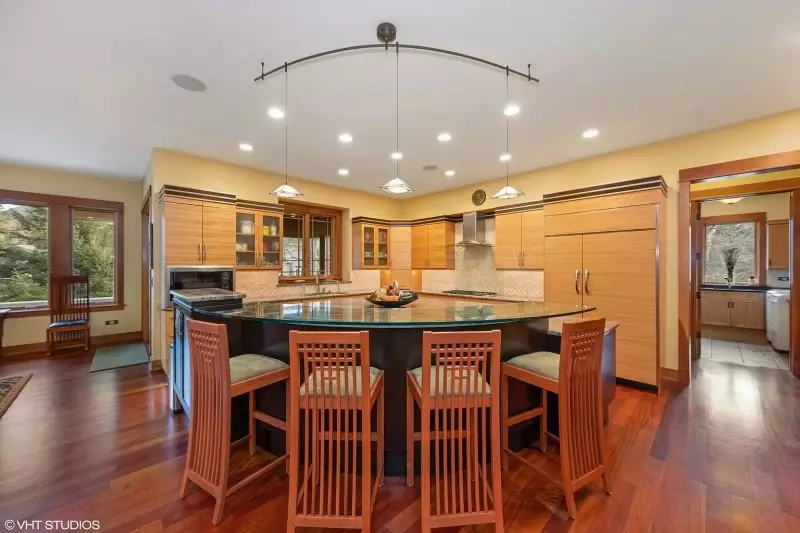 Kitchen Island With Seating