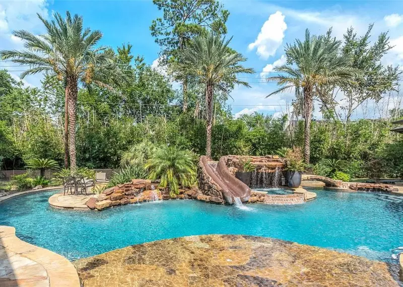 Pool Landscaping Ideas
