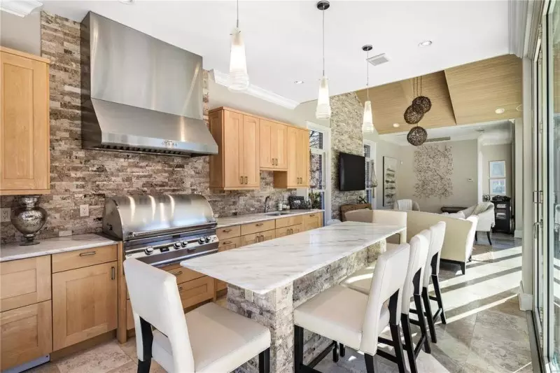 Tiny Kitchen