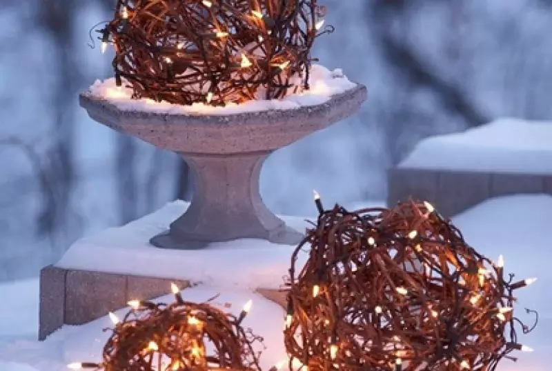 Outdoor Christmas Decor