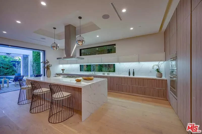 Small Kitchen Design