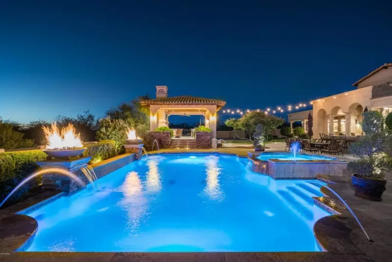 Pool Fountains and Waterfalls