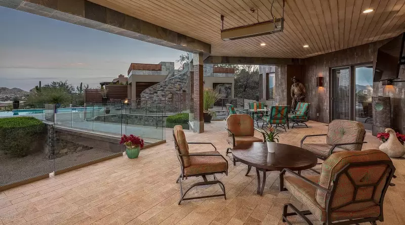 Patio Decor
