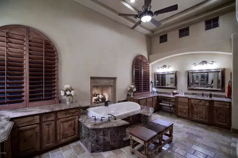 Master Bathroom Layout