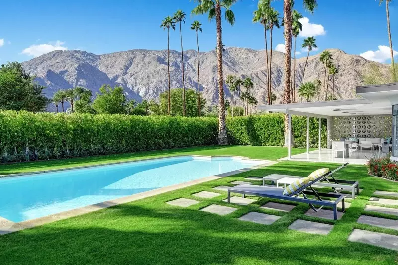 Backyard Pool Ideas