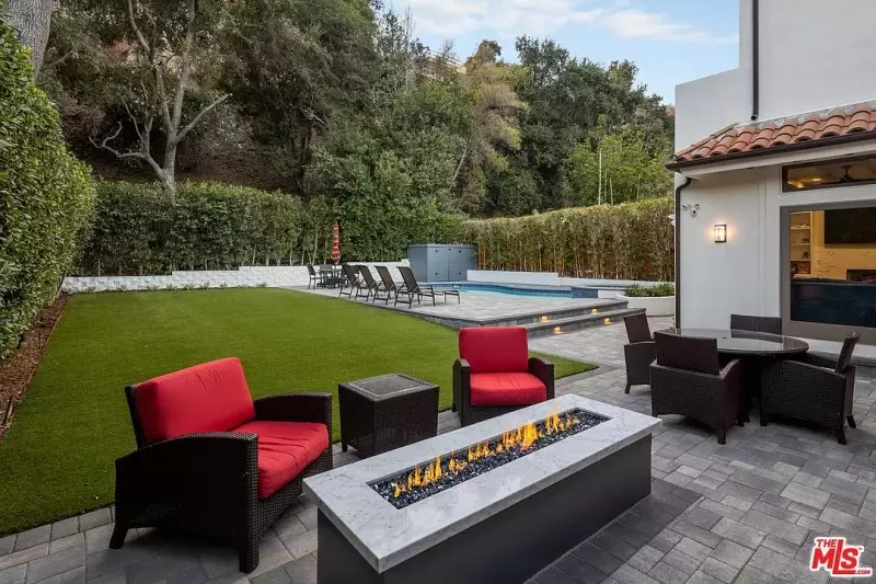 Patio Decorating Ideas
